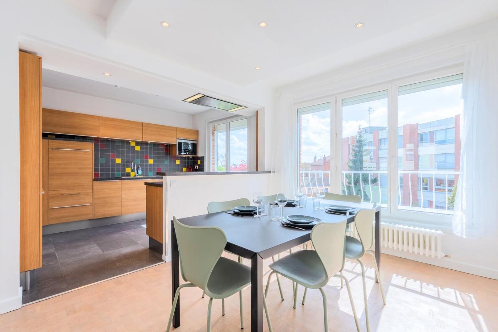 ליל Functional 2 Bedroom Apartment מראה חיצוני תמונה